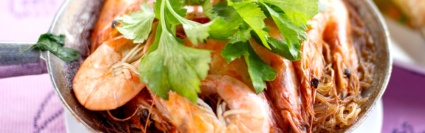 กุ้งอบวุ้นเส้น