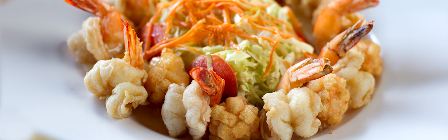 สลัดกุ้งทอด